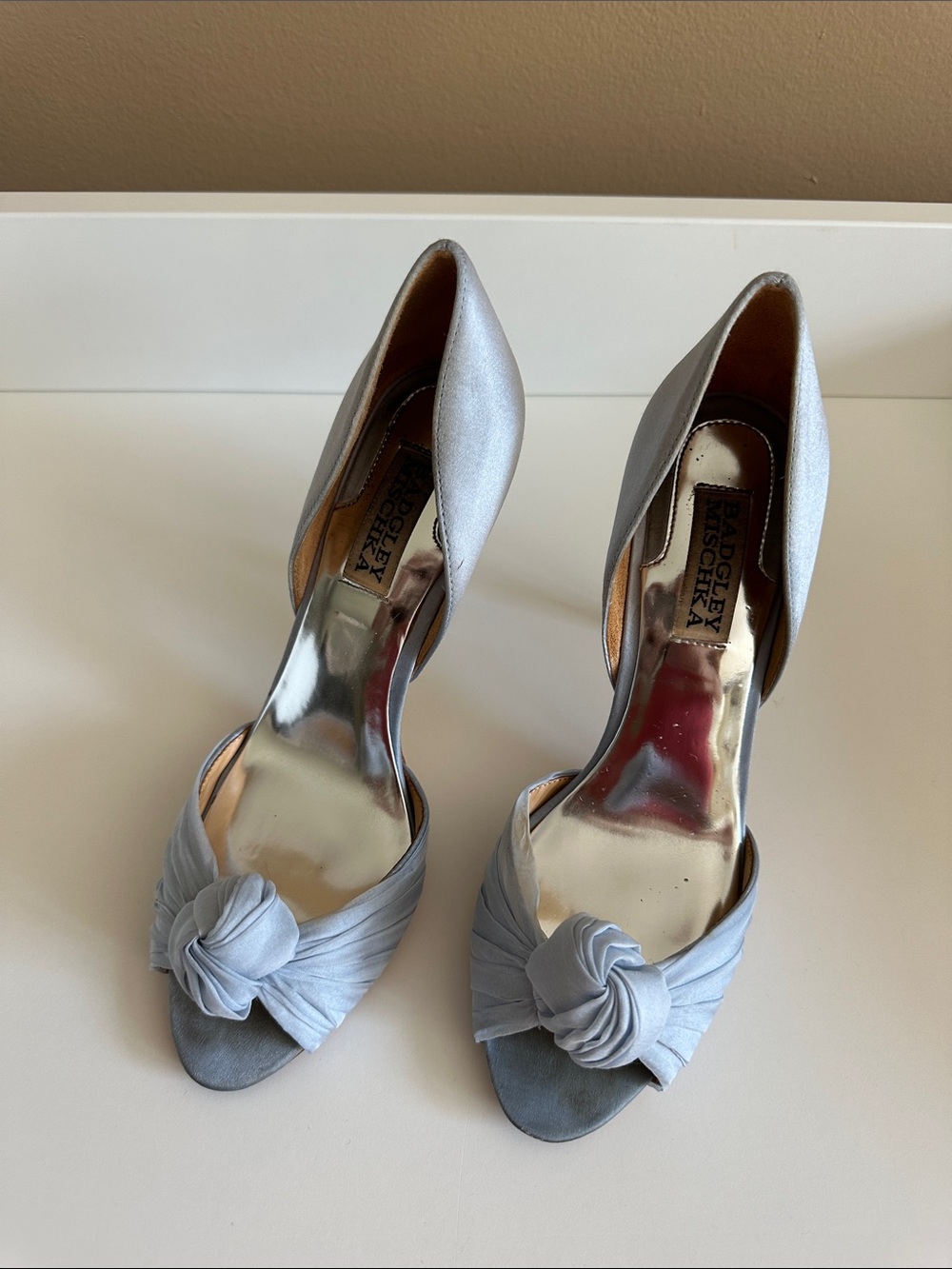 Badgley Mischka Light Silver Satin Knot Open-Toe Pumps
